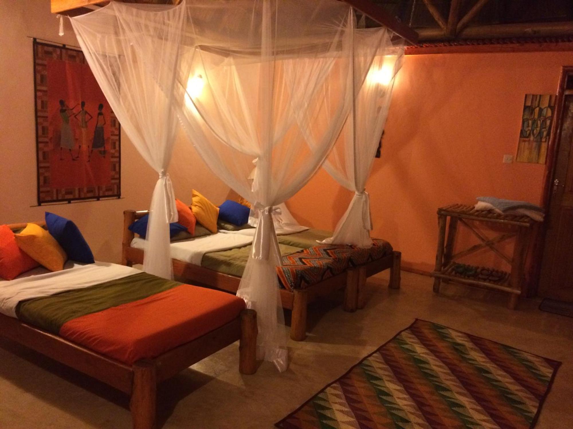 Wild Tracks Overland Camp Kasese Rum bild